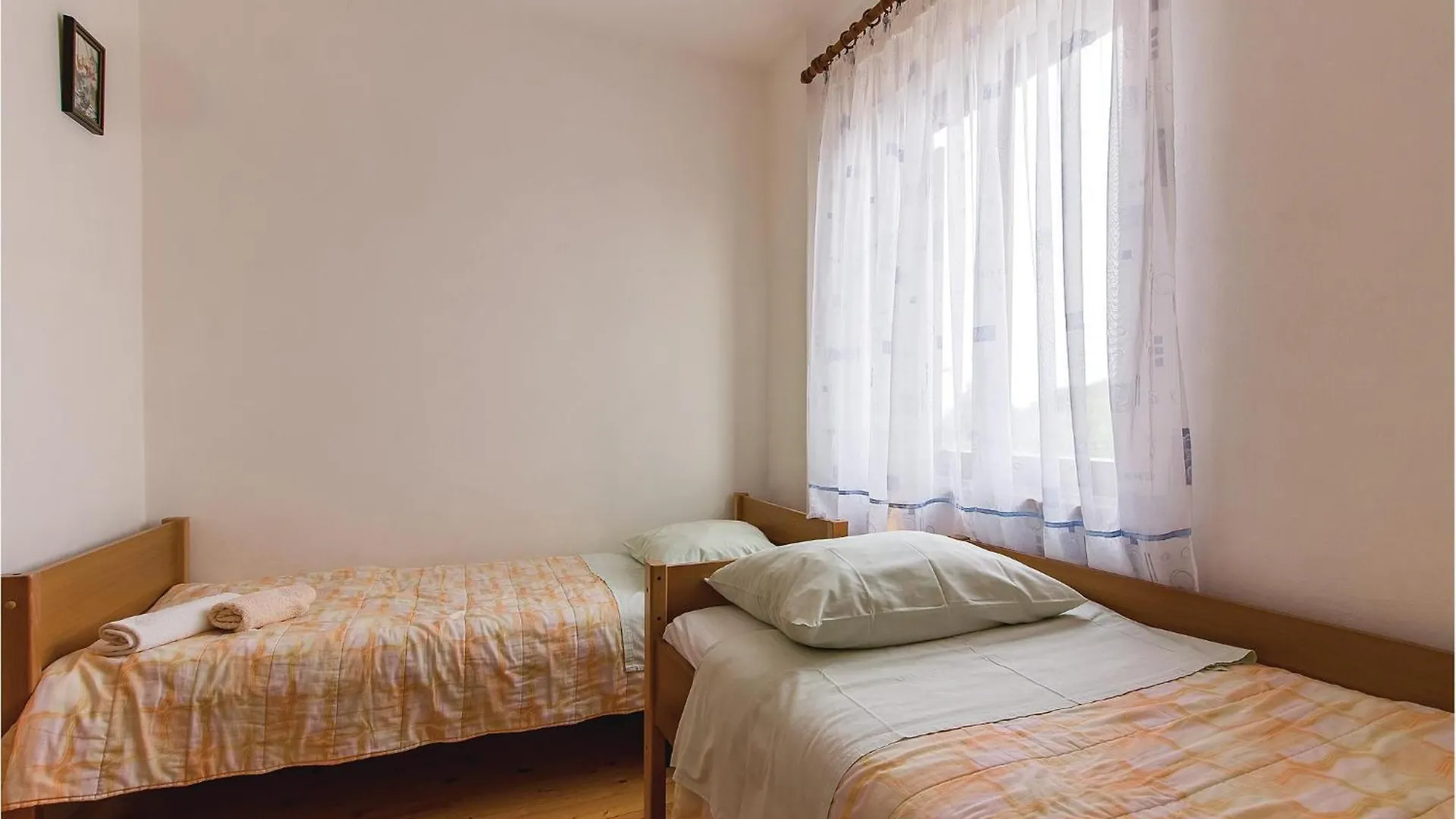 4 Bedroom Lovely Apartment In Štinjan 0*,  Croácia